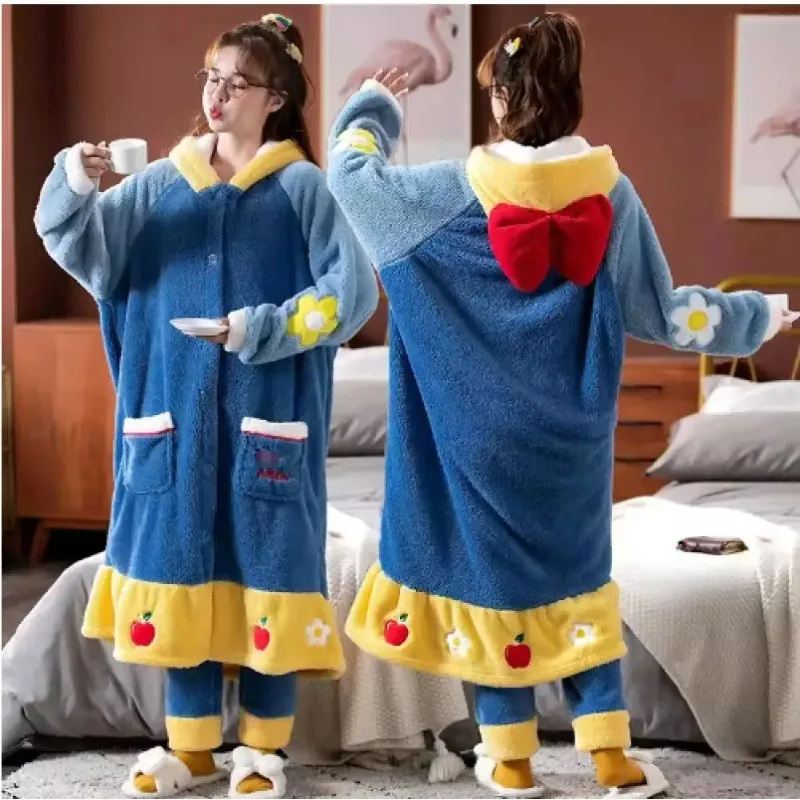Bathrobe - Damska zimowa ciepła piżama z polaru