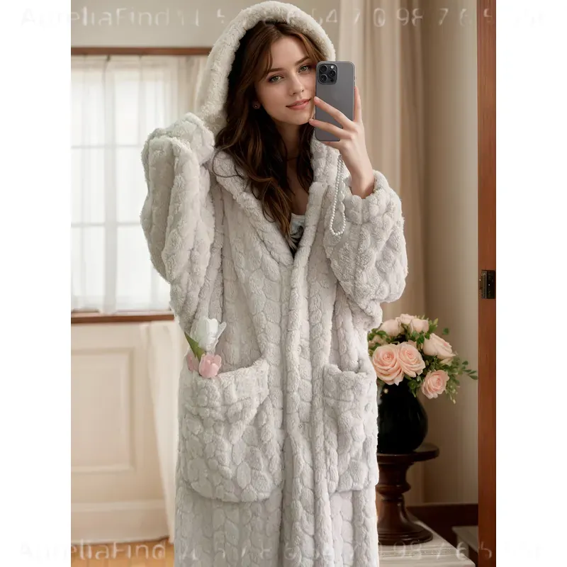 Damski szlafrok flanelowy na j – Bathrobe recenzja i cena